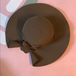 Brown hat with flower